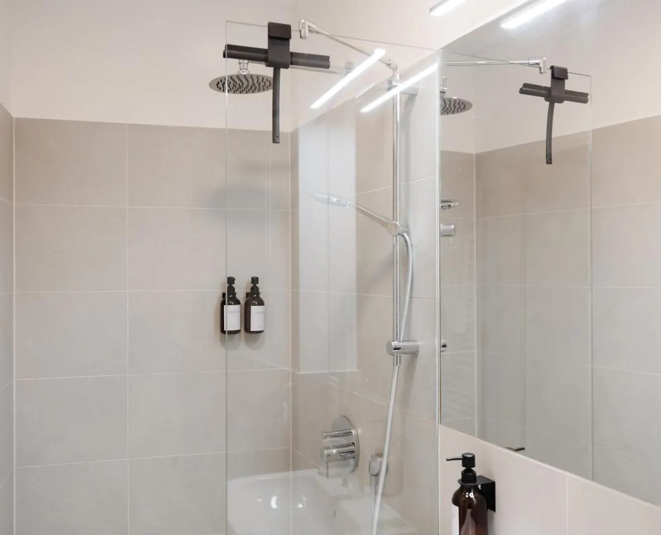 Boho Loft - Augarten City Apartment, Terrace Vienna